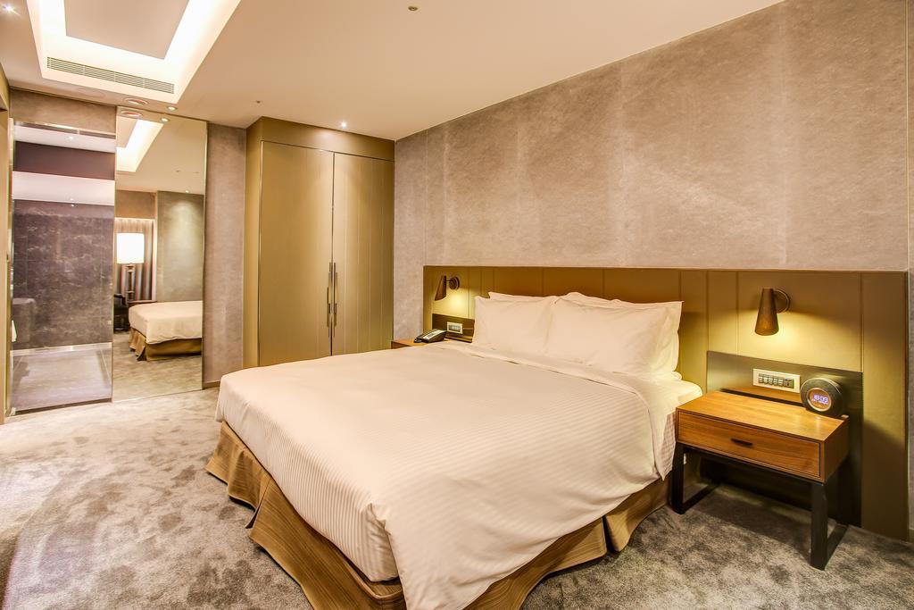 Check Inn Taipei Nanjing Room photo