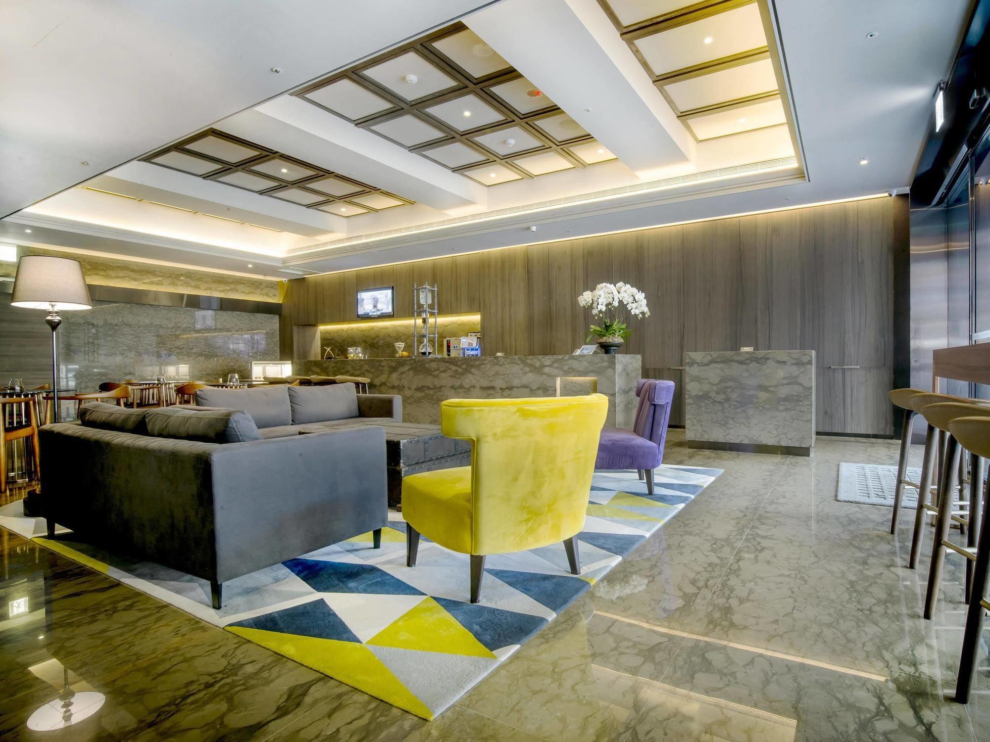 Check Inn Taipei Nanjing Exterior photo