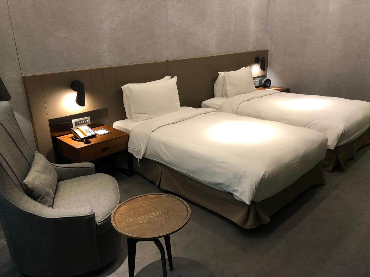 Check Inn Taipei Nanjing Exterior photo