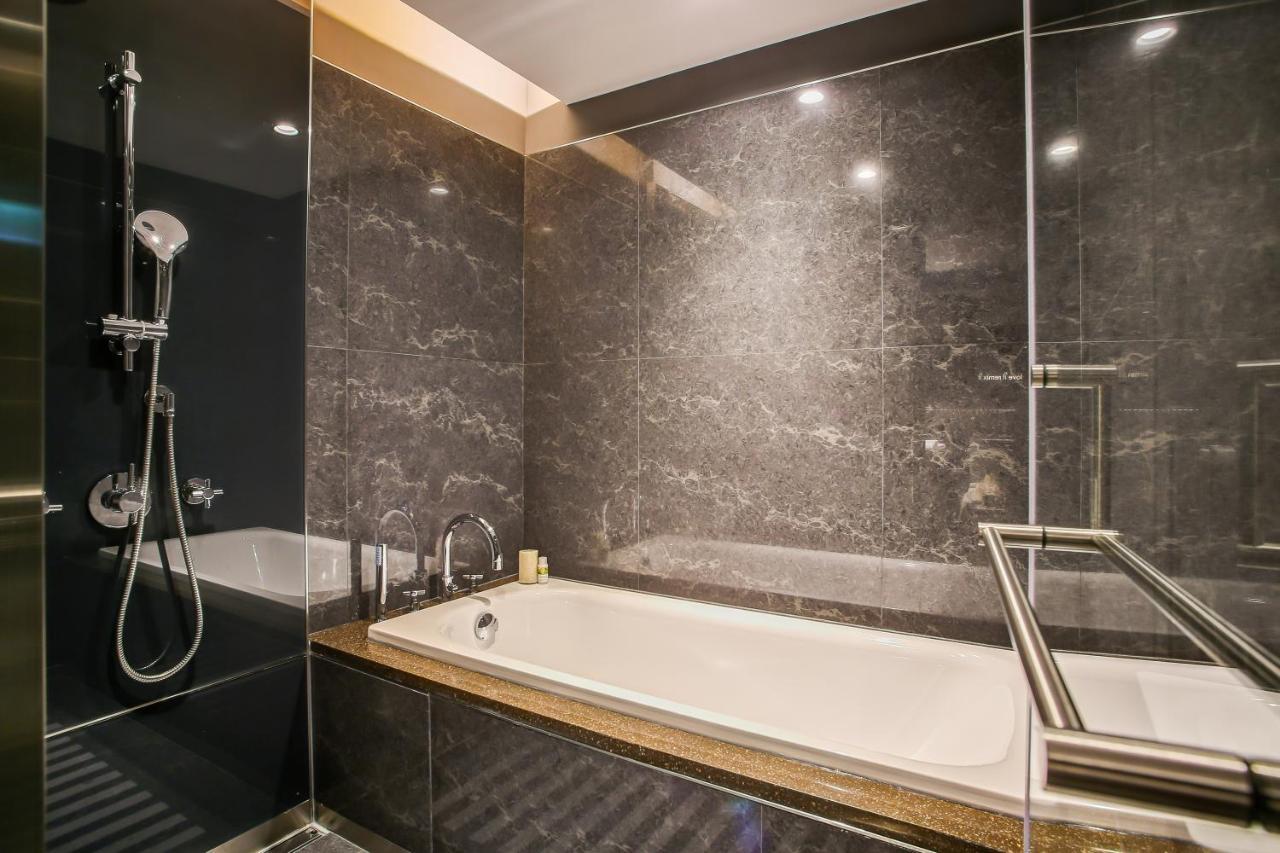 Check Inn Taipei Nanjing Exterior photo